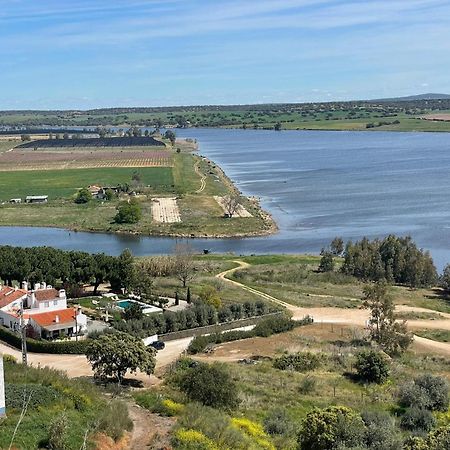 Casas De Juromenha Guest House Екстериор снимка