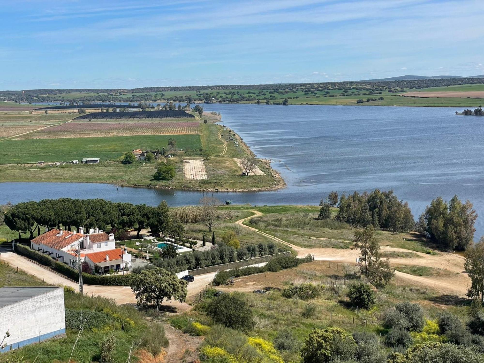 Casas De Juromenha Guest House Екстериор снимка