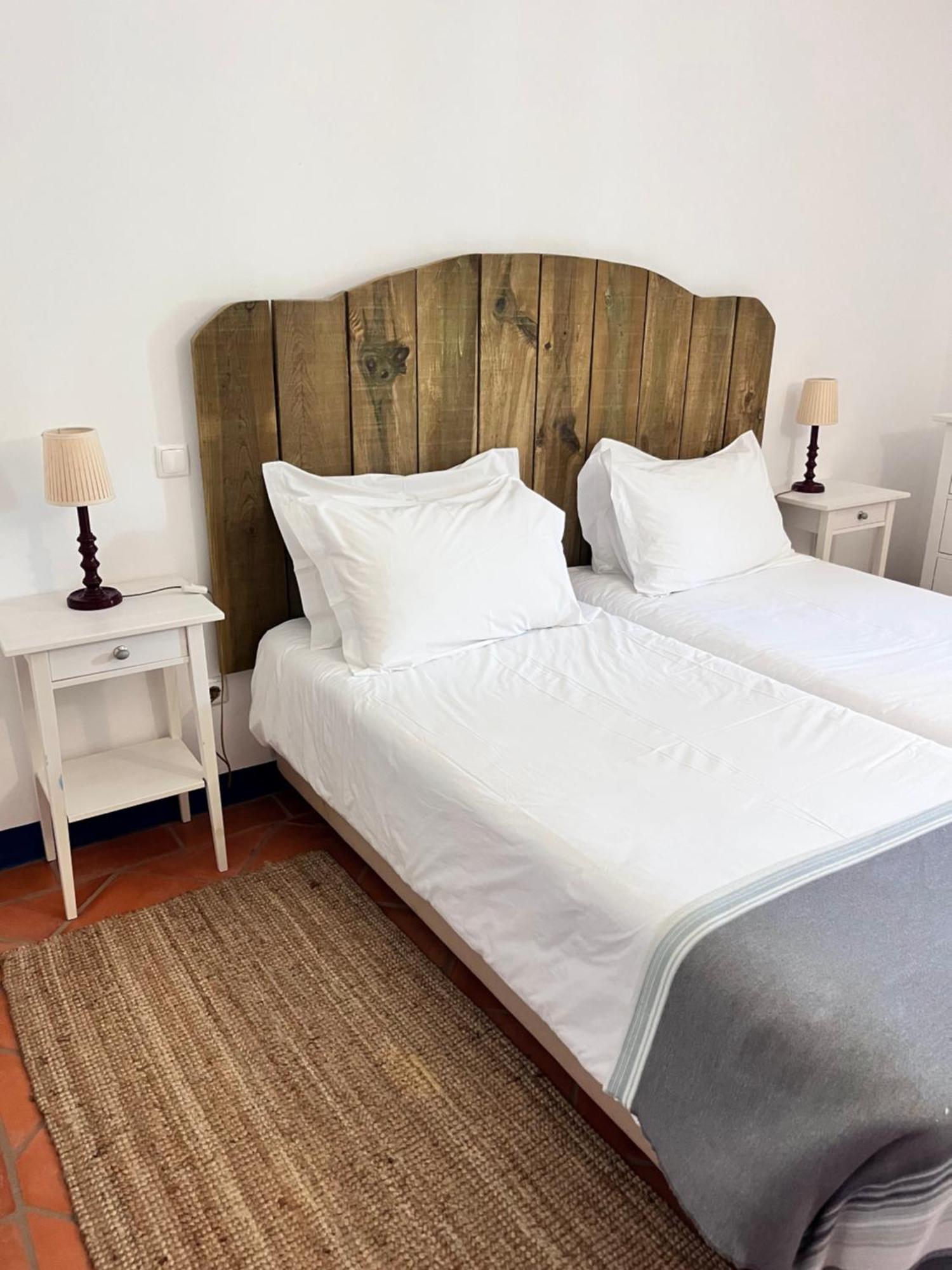 Casas De Juromenha Guest House Екстериор снимка
