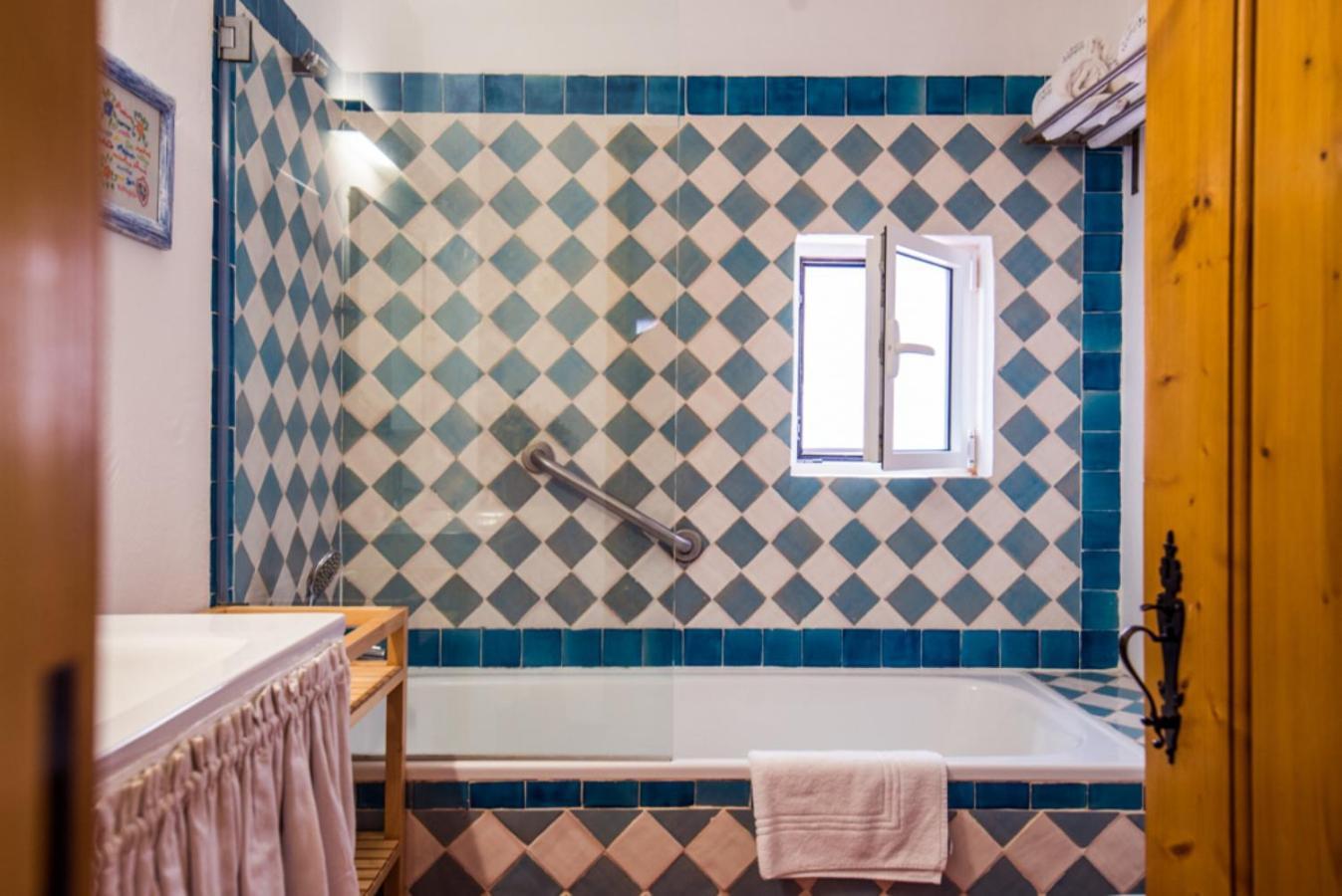 Casas De Juromenha Guest House Екстериор снимка